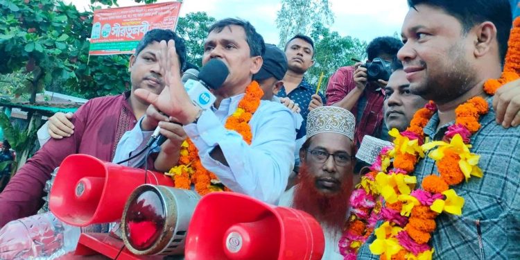 কাকারা ইউপি নির্বাচন, ভালোবাসায় সিক্ত হলেন শওকত