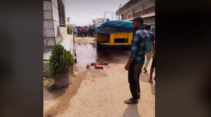 চট্টগ্রামে কেএসআরএম’র লরির ধাক্কায় কলেজ শিক্ষার্থীর মৃত্যু