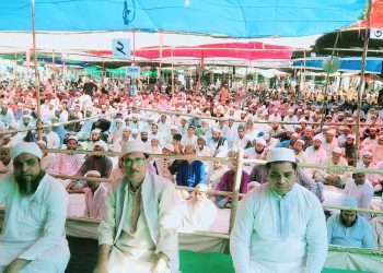 ডুলাহাজারা কলেজ মাঠে অনুষ্ঠিত ইজতেমায় মুসল্লীদের ঢল