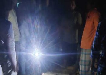 দরিয়ানগর ঝাউবন বিদ্যা নিকেতনে সন্ত্রাসী হামলা, ফ্ল্যাগস্ট্যান্ড ভাংচুর: ৬ শিশু আহত