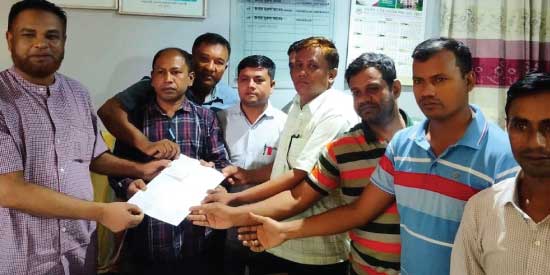 চকরিয়া বিদ্যাপীঠ এসএমসি নির্বাচনে মাধ্যমিক শাখায় অভিভাবক প্রার্থী জিয়াবুল 1 চকরিয়া বিদ্যাপীঠ এসএমসি নির্বাচনে মাধ্যমিক শাখায় অভিভাবক প্রার্থী জিয়াবুল