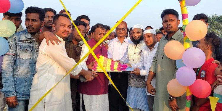 ফুলতলা সমাজকল্যাণ পরিষদের অলম্পিক গোল্ডকাপ ফুটবল টুর্নামেন্টের উদ্বোধন