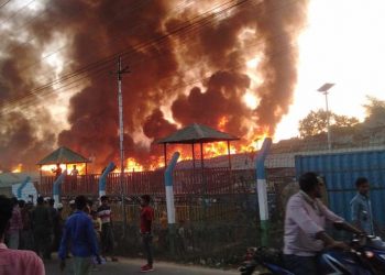 উখিয়ার ১৬ নম্বর রোহিঙ্গা ক্যাম্পে আগুন