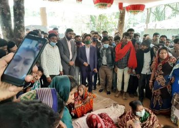 চকরিয়ায় সড়ক দুর্ঘটনায় একই পরিবারের নিহত ৪, আহত ৩
