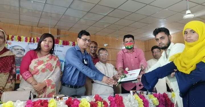 পেকুয়ায় ঈ‌দের আ‌গেই প্রধানমন্ত্রীর উপহার পেলো ৪০ টি ভূমিহীন পরিবার
