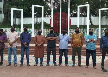 কক্সবাজারে ৩ সাংবাদিকের ওপর হামলা, প্রতিবাদ