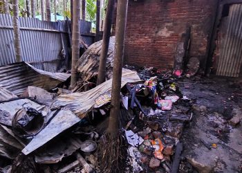 রামুতে বসত বাড়িতে অগ্নিকান্ডে ১০ লাখ টাকার ক্ষয়ক্ষতি