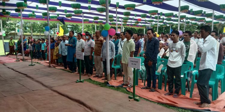 আলীকদমে মুরুং সম্মেলনে জোন কমান্ডার সাড়ে ১৫শত বর্গ কিলোমিটার এলাকায় সন্ত্রাসী নেই 1 আলীকদমে মুরুং সম্মেলনে জোন কমান্ডার সাড়ে ১৫শত বর্গ কিলোমিটার এলাকায় সন্ত্রাসী নেই