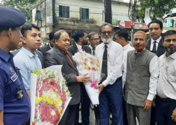 চকরিয়া চৌকি আদালত পরির্দশন ও মতবিনিময় সভায় বিচারপতি হাবিবুল গনি