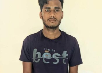 চকরিয়ায় স্কুল ছাত্রীকে গলা কেটে হত্যা চেষ্টা! ঘাতক আটক