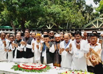 রামুর ২ হাজার নেতাকর্মী পদচারণায় মুখরিত  টুঙ্গিপাড়া