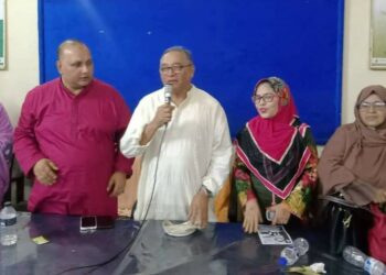 চকরিয়ায় মতবিনিময় করলেন জেলা পরিষদের চেয়ারম্যান প্রার্থী মোস্তাক চৌধুরী