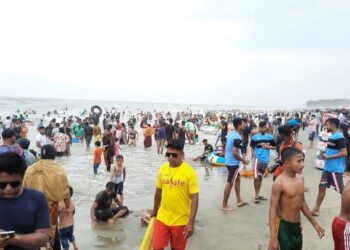 কক্সবাজার সমুদ্র সৈকতে নিখোঁজ ছাত্রের লাশ উদ্ধার
