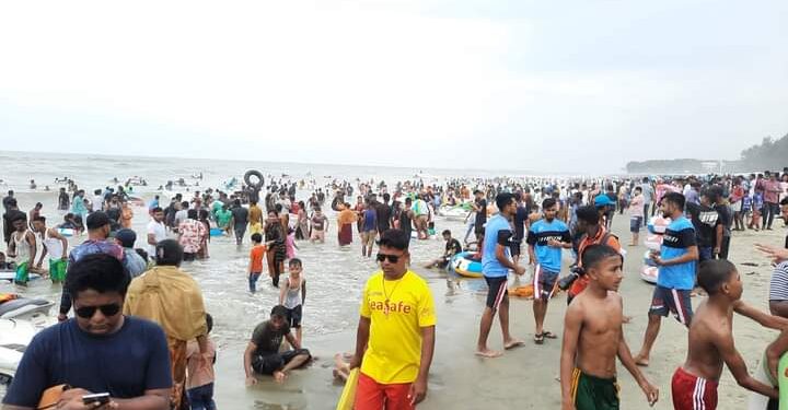 কক্সবাজার সমুদ্র সৈকতে নিখোঁজ ছাত্রের লাশ উদ্ধার