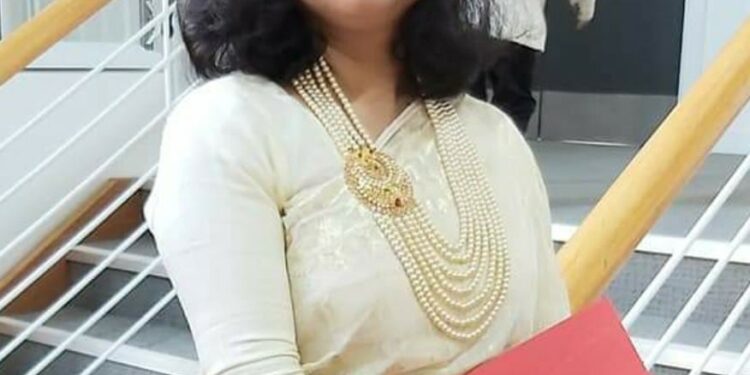 চট্টগ্রাম বিভাগে শ্রেষ্ঠ উপজেলা শিক্ষা অফিসার গুলশান আক্তার