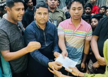 চিত্রাং এর জলোচ্ছ্বাসে চকরিয়ায় তলিয়ে গেছে চিংড়িঘের, গাছ চাপায় আহত ২