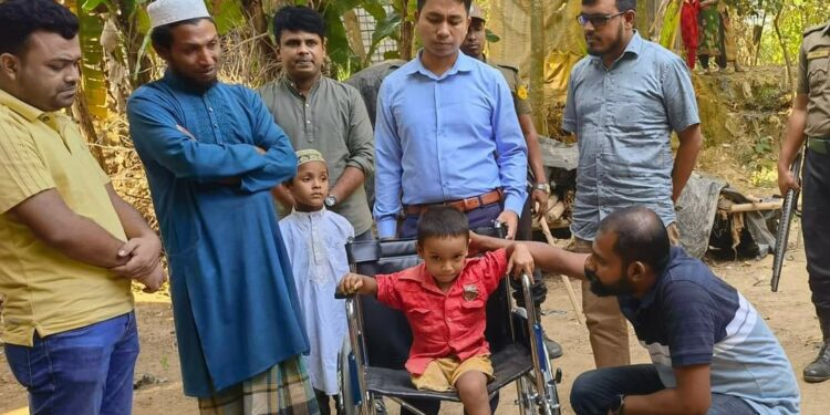 পিস্ ফাউন্ডারের মানবিক সহায়তা, হুইল চেয়ার পেল শিশু মোবারক