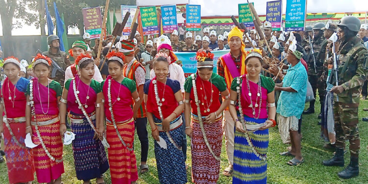 আলীকদমে শান্তিচুক্তির বর্ষপূর্তিতে সেনা জোনের আনন্দ র‌্যালী ও আলোচনা সভা