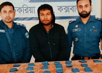 মহাসড়কে তল্লাশি চৌকি বসিয়ে পিকআপ থেকে ইয়াবা উদ্ধার