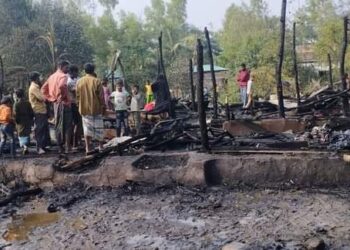 পেকুয়ায় বৈদ্যুতিক আগুনে ৪ বসতবাড়ি ভস্মীভূত