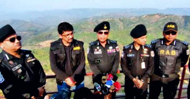 বান্দরবানের র‌্যাবের সাথে কেএনএফ-জঙ্গীদের গোলাগুলি আহত ৮, আটক ৫