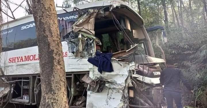 চুনতিতে সড়ক দুর্ঘটনায় চালক নিহত