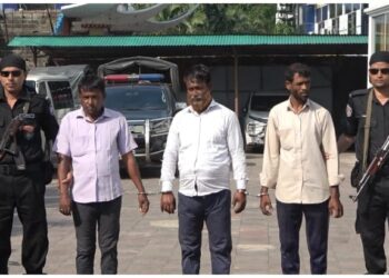 আরসাকে অস্ত্র সরবরাহকারী ৩ অস্ত্র ব্যবসায়ী আটক