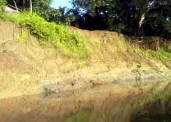 বান্দরবানের আলীকদম চৈক্ষ্যং খালের ভাঙ্গনের কবলে মংচিং হেডম্যান পাড়া