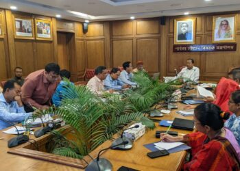 সরকারি চাকরিজীবী সকলকে সরকারের নির্দেশিত ডকুমেন্টস অনুযায়ী কাজ করতে হবে- পার্বত্য সচিব