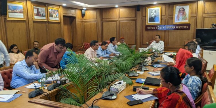 সরকারি চাকরিজীবী সকলকে সরকারের নির্দেশিত ডকুমেন্টস অনুযায়ী কাজ করতে হবে- পার্বত্য সচিব