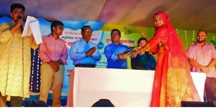 জেলার সেরা অভিনেতা ও সেরা বক্তার সম্মাননা পেলেন চকরিয়া কোরক বিদ্যাপীঠের শিক্ষার্থী দিবা