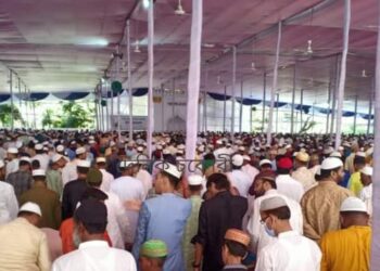 কক্সবাজারে ঈদের প্রধান জামাত অনুষ্ঠিত হয়েছে ঈদগাহ ময়দানে