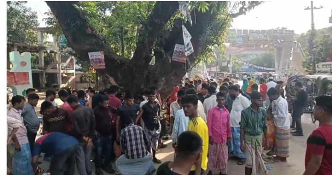 কোরবানীর দিনে অন্যরকম মাংসের হাট 1 কোরবানীর দিনে অন্যরকম মাংসের হাট