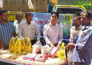 চকরিয়ায় ২১৫০০ পরিবার পাচ্ছে টিসিবি পণ্য, বিক্রি শুরু