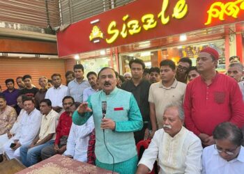 স্মার্ট বাংলাদেশ বিনির্মাণে শেখ হাসিনার নেতৃত্বের বিকল্প নেই : পেকুয়ায় গণসংযোগ ও পথসভায়–সালাহউদ্দিন সিআইপি