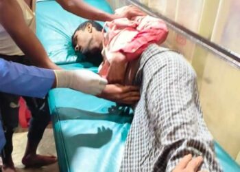 রোহিঙ্গা ক্যাম্পে সন্ত্রাসীদের গুলিতে  নিহত ১