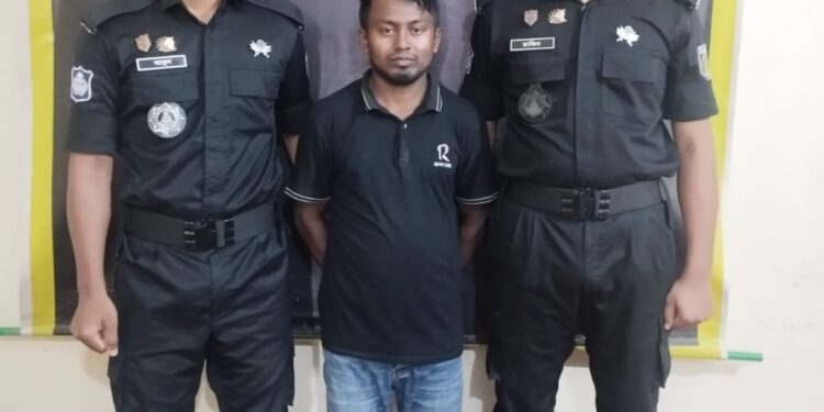 উখিয়ায় অস্ত্র ও ইয়াবা ব্যবসায়ী গ্রেফতার