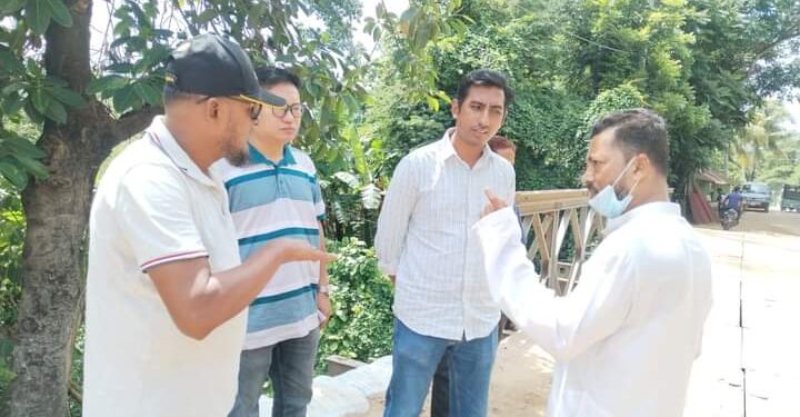 লামার প্রবেশমুখের ব্রিজ ও সড়কের  বেহাল অবস্থা