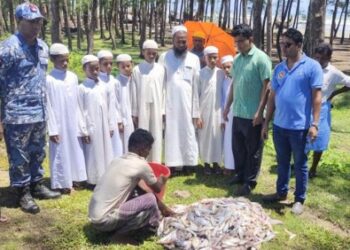 টেকনাফে কারেন্টজাল পুড়িয়ে ধ্বংস, ৭০ কেজি মাছ জব্দ