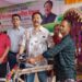 বান্দরবানে অস্বচ্ছলদের রিক্সা দিলেন মন্ত্রী বীর বাহাদুর