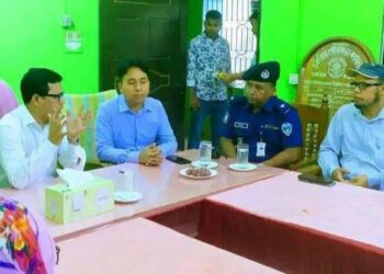 চকরিয়ায় বিভিন্ন দপ্তর পরিদর্শন করলেন জেলা প্রশাসক