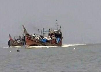 কুতুবদিয়ার ৭ ফিশিংবোট ডুবি: নিরাপদে মাঝি-মাল্লারা