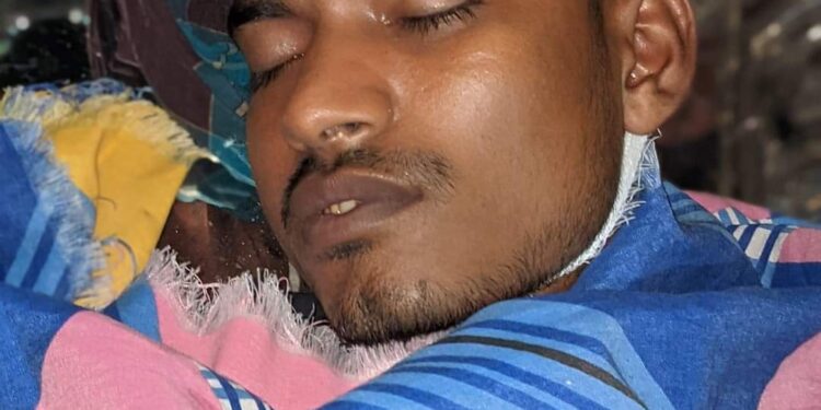 চকরিয়ায় বিয়ে বাড়িতে বিদ্যুৎস্পৃষ্ট হয়ে ডেকোরেশন কর্মচারীর মৃত্যু
