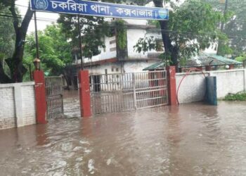 বন্যা পরিস্থিতি ভয়াবহ: দেড়শ গ্রামের দুই লাখ মানুষ পানিবন্দি,২ শিশু নিহত, ঢলের পানিতে ভেসে গেছে যুবক