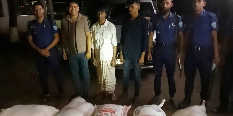 মহেশখালীতে কয়েক বস্তা চোলাই মদসহ আটক-২, গাড়ি জব্দ