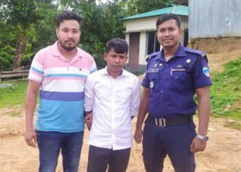 রামুর হেডম্যান আলী আহমদ হত্যা মামলার আসামি সফুর আলম গ্রেফতার