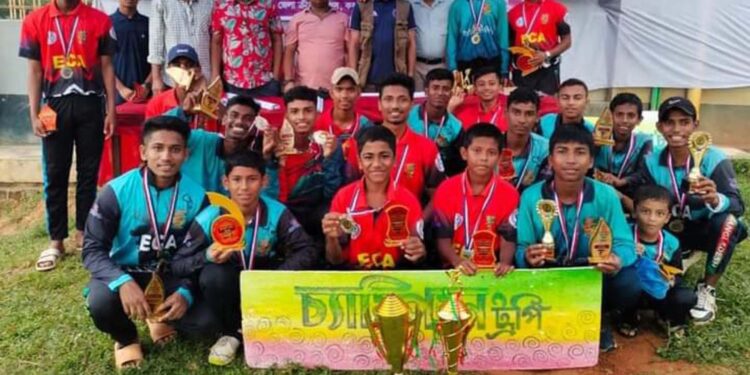 ঈদগাঁও উপজেলায় শেখ কামাল ক্রিকেটের   সমাপনী খেলা ও পুরস্কার বিতরণ সম্পন্ন