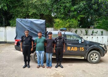 টেকনাফে ৬০ হাজার ইয়াবাসহ আটক দুই