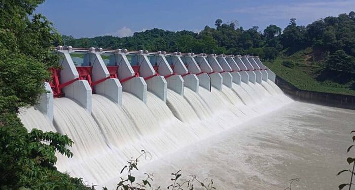 কাপ্তাই হ্রদের পানি কমাতে খোলা হয়েছে বিদ্যুৎ কেন্দ্রের ১৬ গেইট 1 কাপ্তাই হ্রদের পানি কমাতে খোলা হয়েছে বিদ্যুৎ কেন্দ্রের ১৬ গেইট