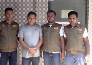 যুবলীগ নেতা হত্যা মামলায় ৩ দিনের রিমান্ডে দুবাই ফেরত বাদল